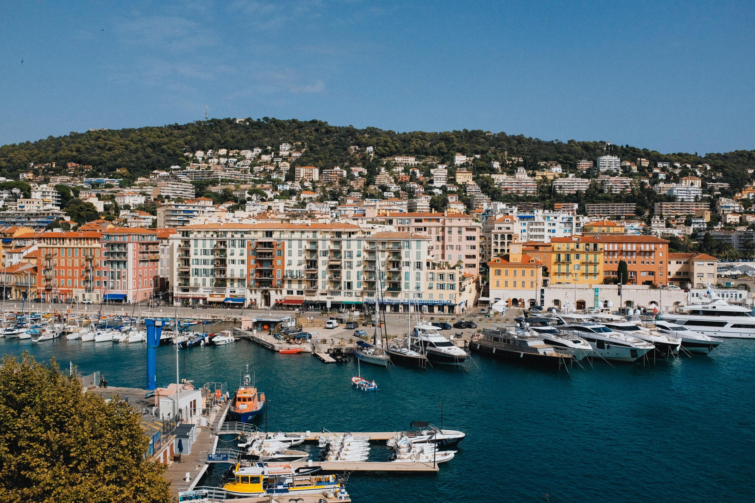 Goedkoop hotel in Cannes: de beste budgetvriendelijke accommodaties